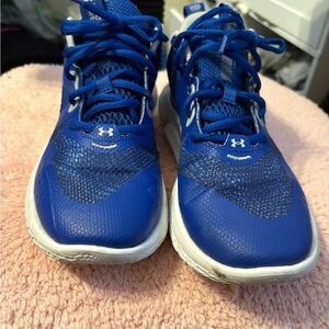 Under Armour youth flow 8.5